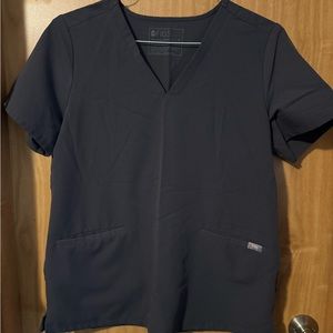 Figs Charcoal Scrub Set in Medium